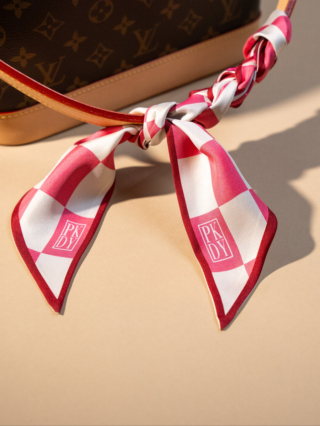 Love Letters by Pink Daisy – Elegant silk twilly for timeless looks